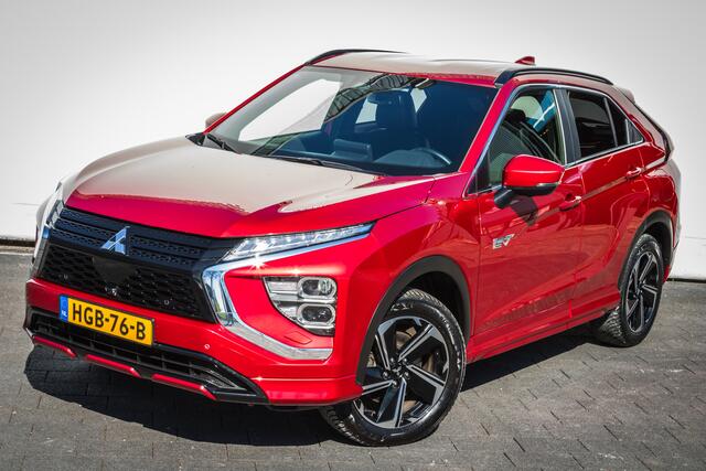 Mitsubishi ECLIPSE Cross 2.4 PHEV Aut. Executive AWD Trekhaak/ Navigatie/ Stuur+stoelverwarming/ Carplay/ LED/ Camera
