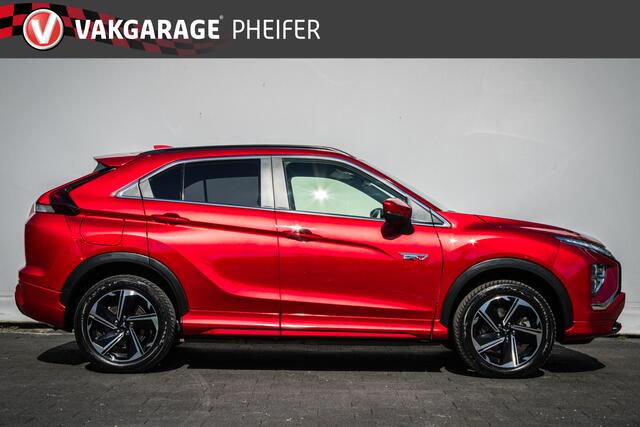 Mitsubishi ECLIPSE Cross 2.4 PHEV Aut. Executive AWD Trekhaak/ Navigatie/ Stuur+stoelverwarming/ Carplay/ LED/ Camera
