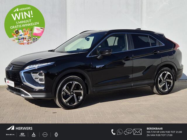 Mitsubishi ECLIPSE Cross 2.4 PHEV Intense+ Automaat / HUD / Trekgewicht 1500 kg / Navigatie via Apple Carplay of Android Auto / Achteruitrijcamera / Stoelverwarming / Cruise control /