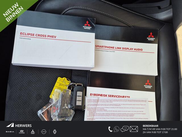 Mitsubishi ECLIPSE Cross 2.4 PHEV Intense+ Automaat / HUD / Trekgewicht 1500 kg / Navigatie via Apple Carplay of Android Auto / Achteruitrijcamera / Stoelverwarming / Cruise control /