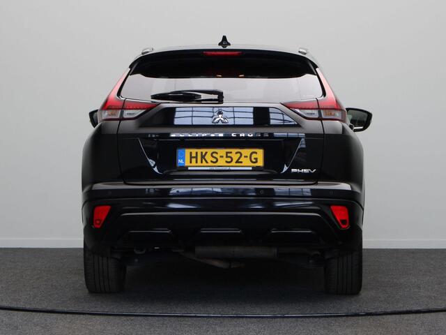 Mitsubishi ECLIPSE Cross 2.4 PHEV Instyle | 1500kg Trekvermogen | Schuif/Kantel Dak | Stoel en Stuur verwarming | Adaptieve Cruise Control | Lederen bekleding |
