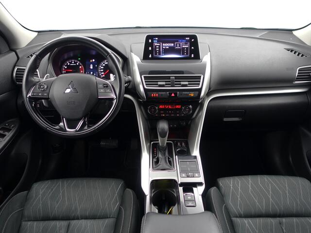 Mitsubishi ECLIPSE Cross 1.5 DI-T Intense+ Aut- Xenon Led, Camera, Stoelverwarming, Lane Assist, Carbon, Privacy Glass