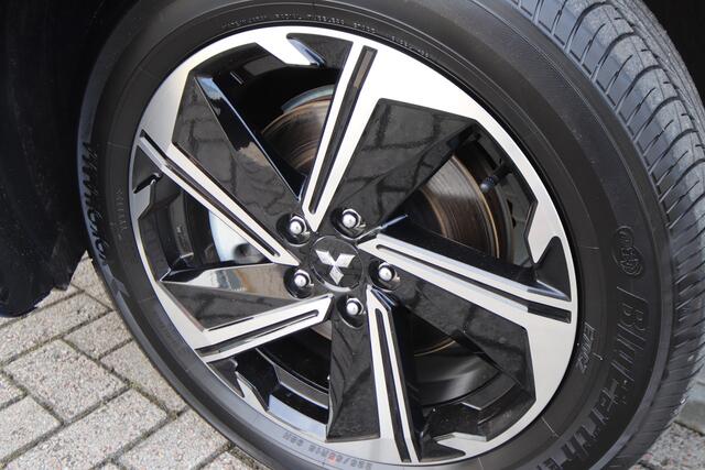 Mitsubishi ECLIPSE Cross 2.4 PHEV Business Executive Trekhaak, NL-AUTO, Adaptive Cruise, LED