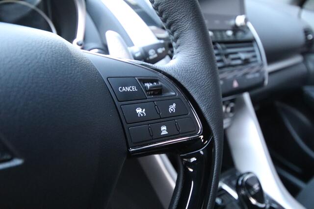 Mitsubishi ECLIPSE Cross 2.4 PHEV Executive Adaptive Cruise, 4 camera's