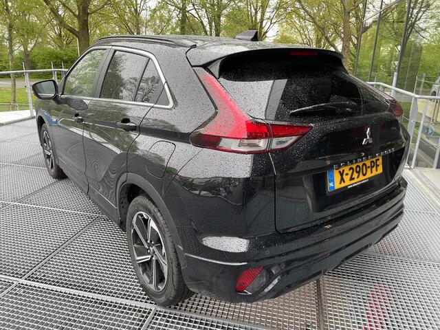Mitsubishi ECLIPSE Cross 2.4 PHEV Instyle | Fabrieksgarantie tot en met 11-01-2032 | Panoramadak | Leder |