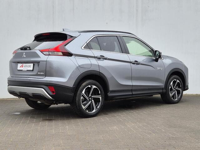 Mitsubishi ECLIPSE Cross 2.4 PHEV Intense+ Automaat / 1500kg Trekgewicht / 8 jaar Fabrieksgarantie vanaf Nieuw / Apple Carplay Android Auto / Navigatie / Achteruitrijcamera / Stoelverwarming / Cruise control /