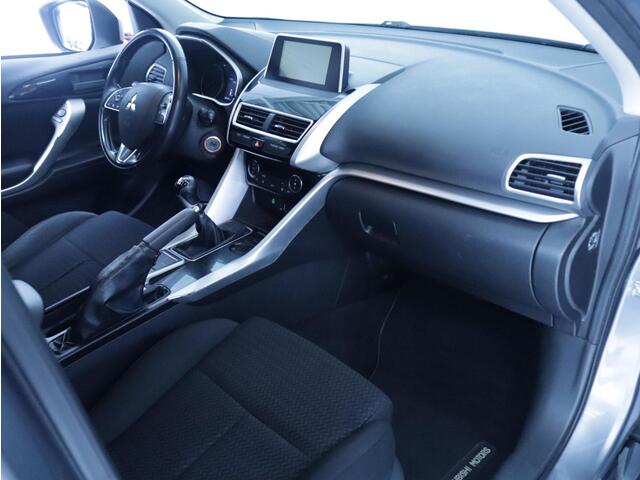 Mitsubishi ECLIPSE Cross 1.5 DI-T Pure Clima/Navi/Camera/Trekhaak