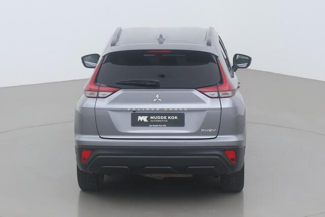 Mitsubishi ECLIPSE Cross 2.4 PHEV Intense | Stoelverwarming | Camera | Getint Glas | Apple Carplay