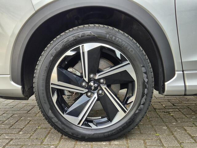 Mitsubishi ECLIPSE Cross 2.4 PHEV Executive /rondom camera / standkachel /
