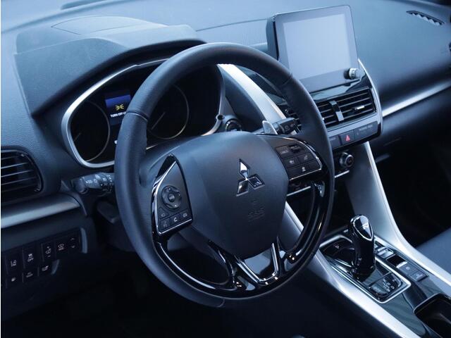 Mitsubishi ECLIPSE Cross 2.4 PHEV Instyle | Navigatie | Panoramadak | Trekhaak