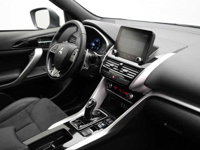 Mitsubishi ECLIPSE Cross 2.4 Business Intense+ Plug In Hybrid Dealer O.H. PHEV | Alcantara Sportstoelen Verwarmd | Adaptive Cruise | Navigatie | 360 Camera | Apple Carplay | Stoel & Stuurverwarming | DAB |