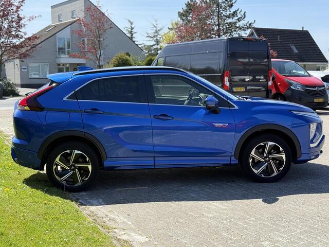 Mitsubishi ECLIPSE Cross 2.4 PHEV Instyle ACC | Pano | PDC V+A