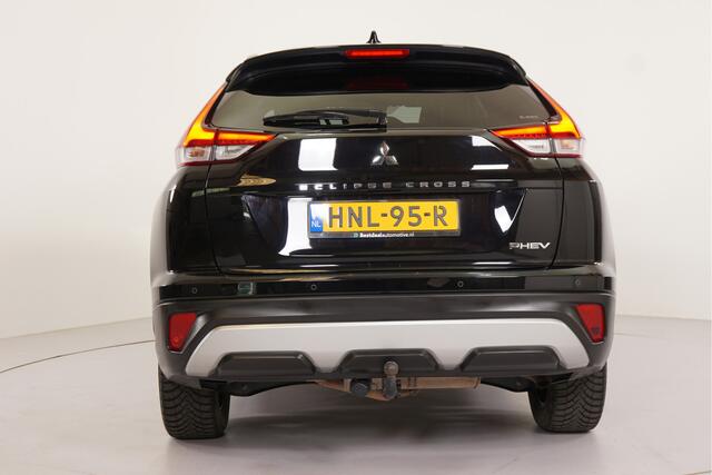 Mitsubishi ECLIPSE Cross 2.4 PHEV plus 4WD | Trekhaak | HUD | Camera | Inparkeer | Memory |