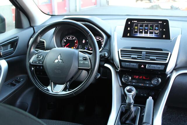 Mitsubishi ECLIPSE Cross 1.5 DI-T Camera/Led/Apple/Android Incl Garantie!!