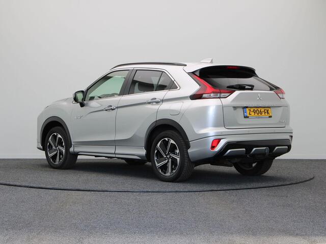 Mitsubishi ECLIPSE Cross 2.4 PHEV Business Executive | Afn. Trekhaak | Achteruitrijcamera | Apple Carplay/Android Auto | 18'' Lichtmetalen Velgen | Stoelverwarming |