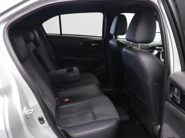 Mitsubishi ECLIPSE Cross 2.4 PHEV Business Executive | Afn. Trekhaak | Achteruitrijcamera | Apple Carplay/Android Auto | 18'' Lichtmetalen Velgen | Stoelverwarming |