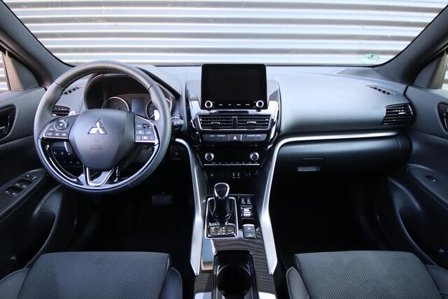 Mitsubishi ECLIPSE Cross 2.4 PHEV Black Edition NL-Auto, Adaptive Cruise, LED, Premium Audio