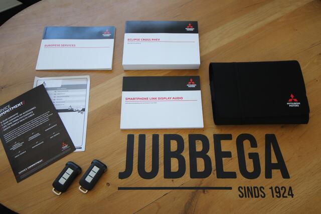 Mitsubishi ECLIPSE Cross 2.4 PHEV Business Executive Trekhaak, NL-Auto, Adaptive Cruise