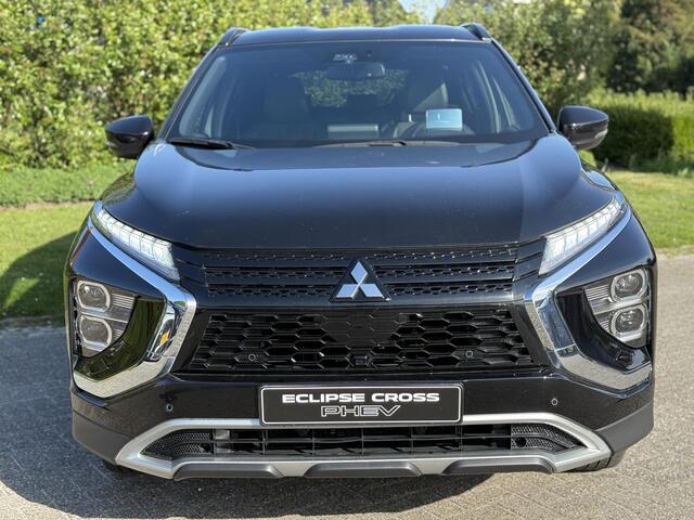 Mitsubishi ECLIPSE Cross 2.4 PHEV Intense+ HUD