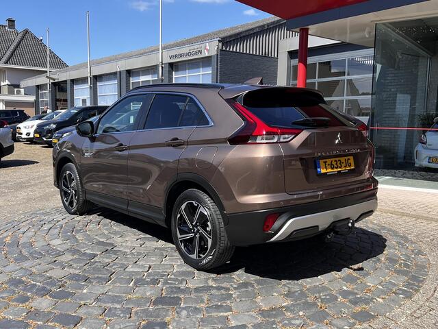 Mitsubishi ECLIPSE Cross 2.4 PHEV Intense+