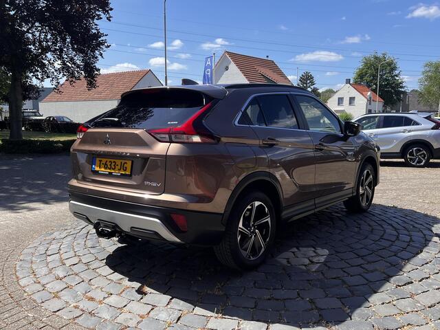 Mitsubishi ECLIPSE Cross 2.4 PHEV Intense+