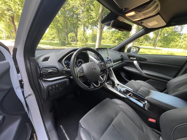 Mitsubishi ECLIPSE Cross 2.4 PHEV Intense+ | Trekhaak |