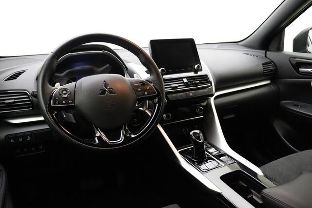 Mitsubishi ECLIPSE Cross 2.4 PHEV Prestige Hybrid Automaat | Navigatie | Trekhaak | Camera | Climate Control | Stoel-Stuurverwarming | Weinig Kilometers
