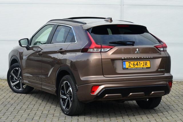 Mitsubishi ECLIPSE Cross PHEV 2.4 INSTYLE 4WD | PLUG IN HYBRID | FULL OPTIONS | ADAPTIEF CRUISE | LEER | PANORAMADAK | FABRIEKSGARANTIE TOT 01-11-2030* | ALL IN RIJKLAARPRIJS