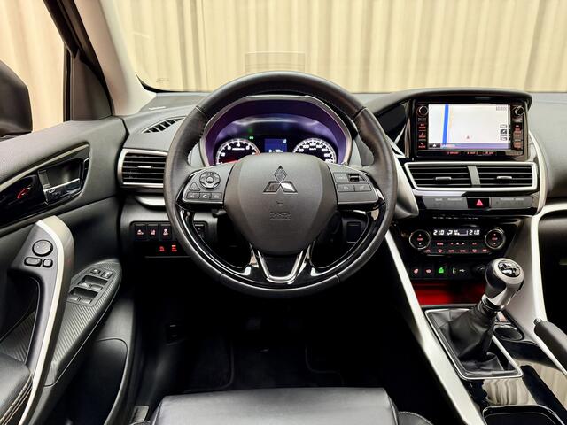 Mitsubishi ECLIPSE Cross 1.5 DI-T *Schuif-/Kanteldak* Head-Up / Leder / Keyless / 360 / Leder / Stoel-/Stuurverw. / Cruise / Navigatie / 18'' LMV