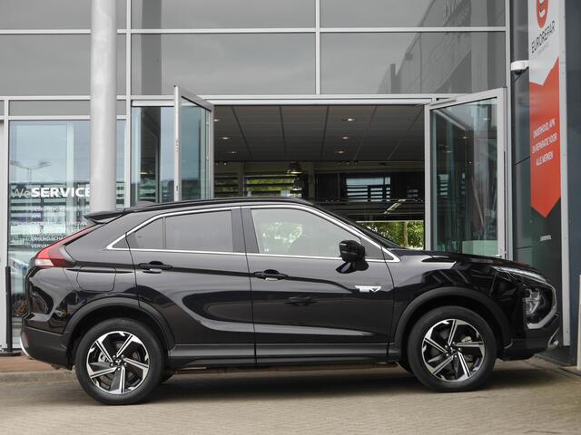 Mitsubishi ECLIPSE Cross 2.4 PHEV Intense+ | Stoelverwarming | Camera | Sensoren v+a | Navigatie | 18inch Velgen | Keyless entry & Start
