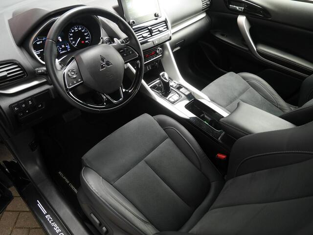 Mitsubishi ECLIPSE Cross 2.4 PHEV Intense+ | Stoelverwarming | Camera | Sensoren v+a | Navigatie | 18inch Velgen | Keyless entry & Start