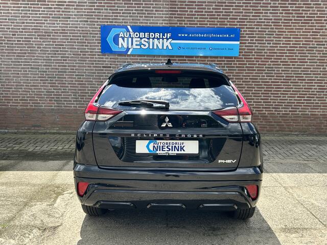 Mitsubishi ECLIPSE Cross 2.4 PHEV Black Edition Automaat