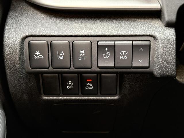 Mitsubishi ECLIPSE Cross 1.5 DI-T 4WD Instyle / Automaat / Trekhaak / Navigatie / Cruise Control Adaptief / Camera/ Bluetooth / Climate Control / Stuur&Stoel verwarming
