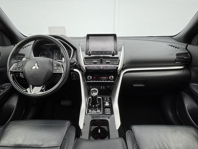 Mitsubishi ECLIPSE Cross 2.4 PHEV Instyle / Schuif/kantel-dak / Adaptive Cruise Control / Lederen bekleding / Elektrisch verstelbare bestuurdersstoel / Stoel- en stuurwielverwarming