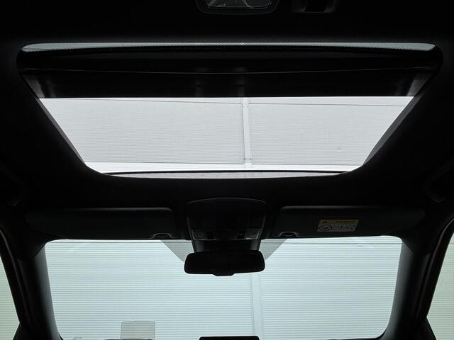 Mitsubishi ECLIPSE Cross 2.4 PHEV Instyle / Schuif/kantel-dak / Adaptive Cruise Control / Lederen bekleding / Elektrisch verstelbare bestuurdersstoel / Stoel- en stuurwielverwarming
