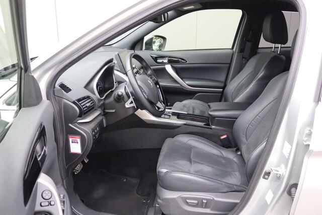 Mitsubishi ECLIPSE Cross 2.4 PHEV Intense + Sport-pack/Trekhaak/Navigatie/Winter-Pack/Camera/Adaptive-Cruise