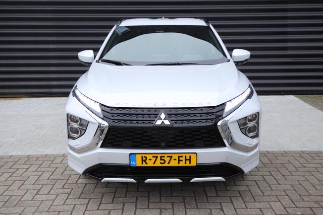 Mitsubishi ECLIPSE Cross 2.4 PHEV Executive Trekhaak, Adaptive cruise, NL-auto