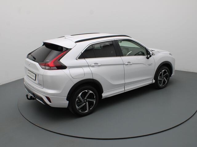 Mitsubishi ECLIPSE Cross 188pk PHEV Executive Automaat Adapt. Cruise | Stoel-/stuurverw. | Parkeersens. v+a
