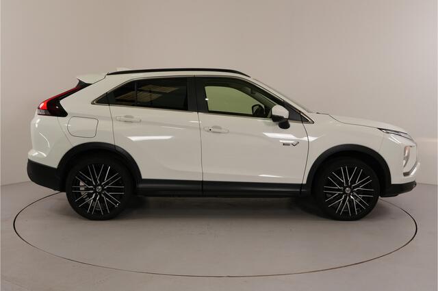 Mitsubishi ECLIPSE Cross 2.4 PHEV 188 pk 4WD | Trekhaak | Trekgewicht 1500 kg |