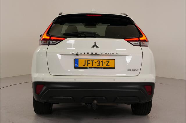 Mitsubishi ECLIPSE Cross 2.4 PHEV 188 pk 4WD | Trekhaak | Trekgewicht 1500 kg |
