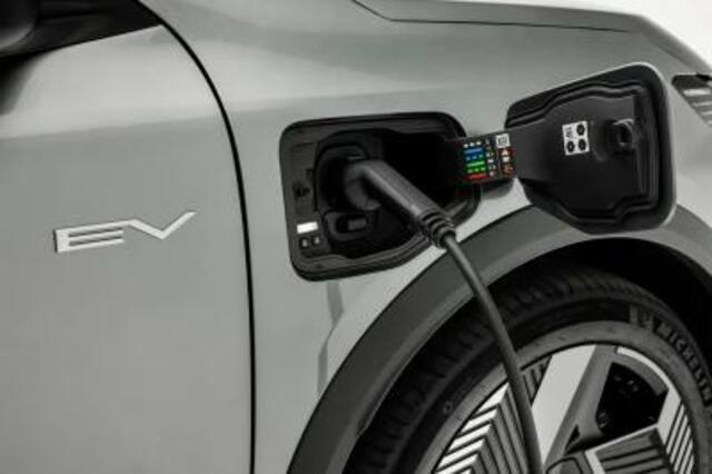 Mitsubishi ECLIPSE Cross EV 87 kWh Intense / Nieuw Model! / 100% Elektrisch / 621 KM WLTP / 1.100 KG Trekgewicht / Afbeeldingen Kunnen Afwijken Van De Werkelijke Uitvoering /