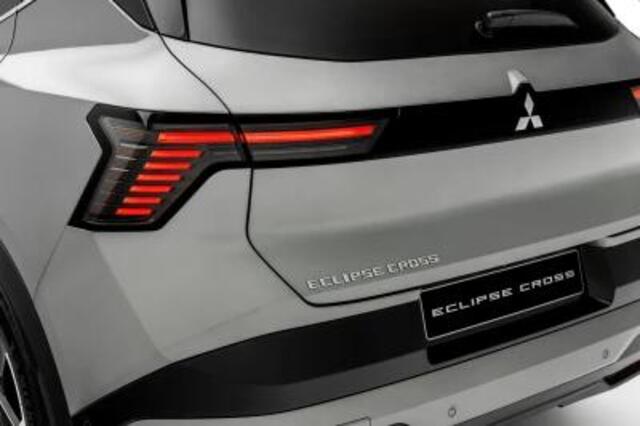 Mitsubishi ECLIPSE Cross EV 87 kWh Intense / Nieuw Model! / 100% Elektrisch / 621 KM WLTP / 1.100 KG Trekgewicht / Afbeeldingen Kunnen Afwijken Van De Werkelijke Uitvoering /