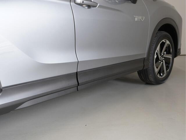 Mitsubishi ECLIPSE Cross 2.4 PHEV Intense+ | Apple Carplay / Android Auto | Achteruitrijcamera | Fabrieksgarantie |