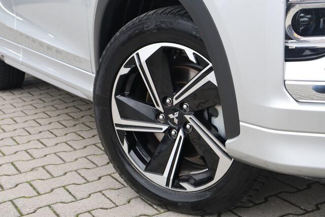 Mitsubishi ECLIPSE Cross 2.4 PHEV Intense+ | 360 Camera | ACC | Winter Pakket |