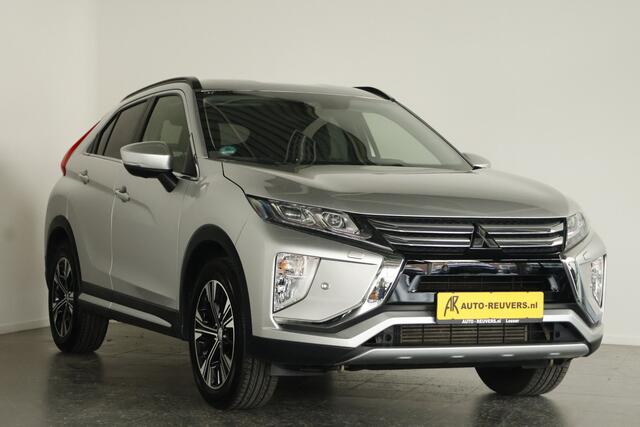 Mitsubishi ECLIPSE Cross 1.5 DI-T Intense / LED / Cam / HUD / CarPlay / Clima