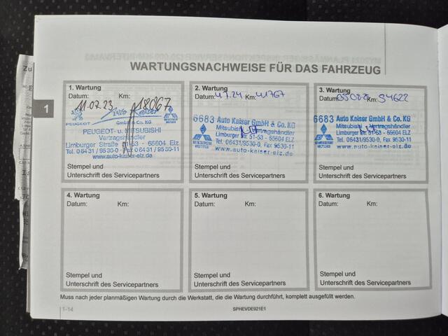 Mitsubishi ECLIPSE Cross 2.4 PHEV Plug-in Black Edition Automaat / Afneembare trekhaak / 1500kg Trekgewicht / Allseason banden / tot 8 jaar Garantie / Rondomzicht camera / Stuur-, Stoel en Achterbankverwarming / Adaptief CC /