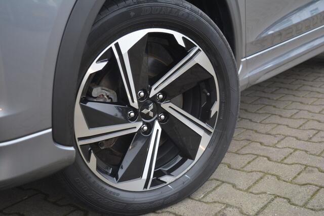 Mitsubishi ECLIPSE Cross 2.4 PHEV Intense+ | 360 Camera | ACC | Winter Pakket |