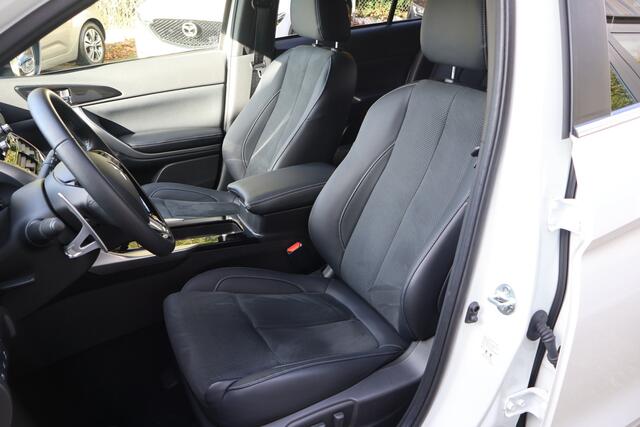 Mitsubishi ECLIPSE Cross 2.4 PHEV Intense+