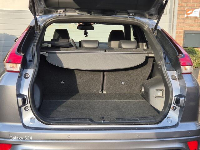 Mitsubishi ECLIPSE Cross 2.4 PHEV Executive In absolute nieuwstaat