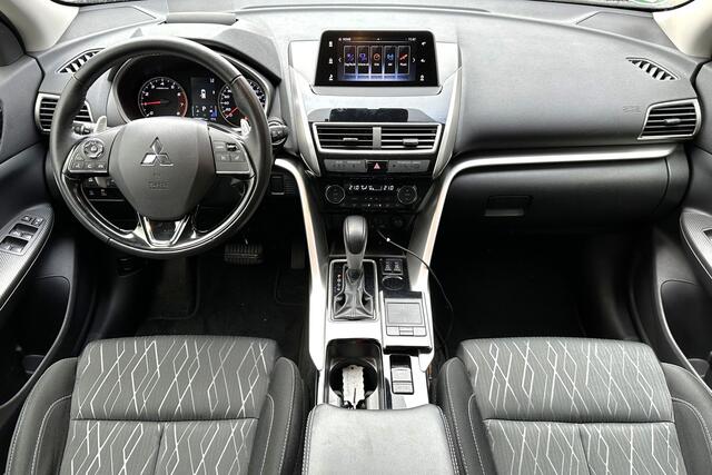 Mitsubishi ECLIPSE Cross 1.5 DI-T First Edition | Afneembare trekhaak | Apple carplay / android auto